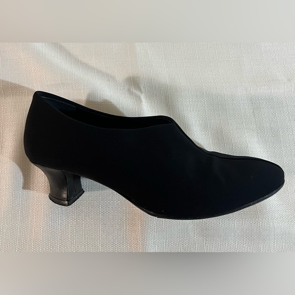 Thierry Rabotin Ria Microfiber Pumps - Picture 5 of 13